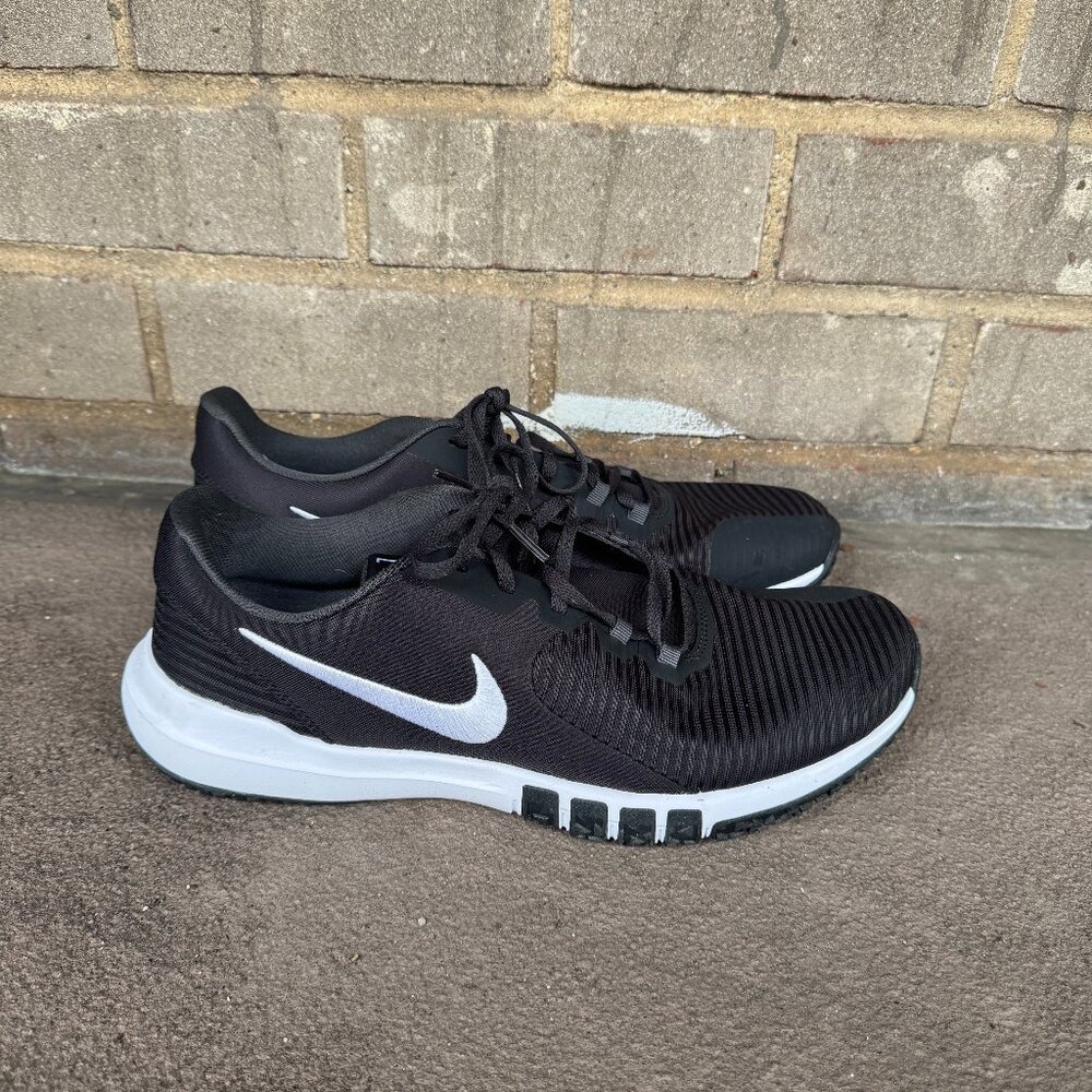 Men's Nike Flex Control 4 Workout Shoes Sneakers SZ 13